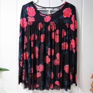 - Matilda Jane floral print top Size Small NWT